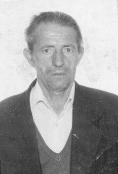 Description: D:\gazeta\Shqip�ria Etnike\internet\she44\gjergj ograja.jpg