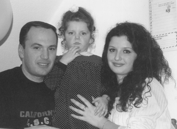 Description: D:\gazeta\Shqip�ria Etnike\internet\she49\armanda kadija.jpg