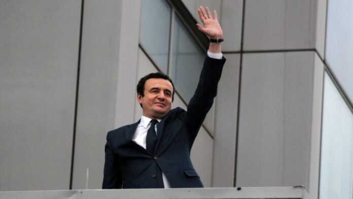 2020-05-28T164620Z-albin-kurti-KOSOVO-POLITICS-PROTEST