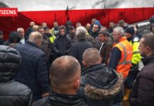 “Mos mu afro se të mys”, video e plotë e incidentit të deputetit të shqiptar me qytetarin