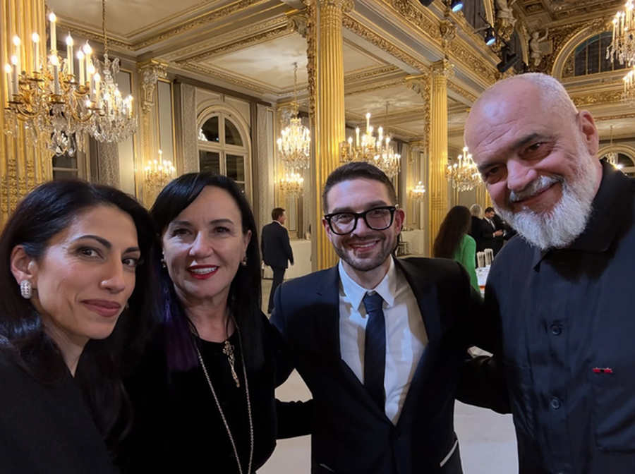 900-0-1762201089x640-0-sdgdgd-1762196259-837-1-1