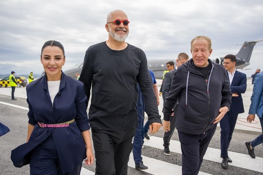 -900-0-1762498668xvlora-aeroport-229