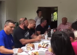 Altin Dumani në tavolinë kriminelë; birrë, këngë dhe jetë luksi me “botën” që paguhet për ta hetuar