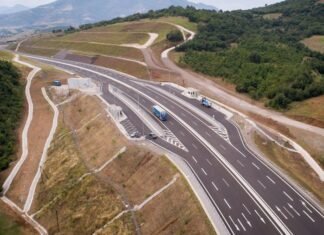 Janinë-Kakavijë, Greqia ndërton autostradë me 6 korsi 40% më lirë se rrugët e Belinda Ballukut