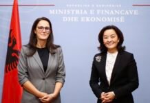 Skema e ministres Delina Ibrahimaj për të bërë biznes brenda QSUT