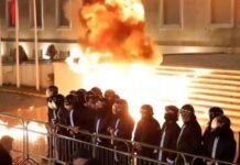 Molotovë dhe status-quo!