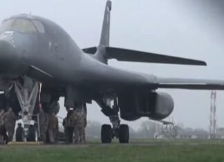 Amerika aktivizon bombarduesit e rëndë kundër Iranit: B-52 dhe B-1 gati për goditjet finale