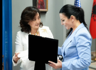 Fati i hajdutes Belinda Balluku në “duar” të mafies qeveritare, nuk pyesin për akuzën e prokurorisë që rrezikon 35 vite burg!