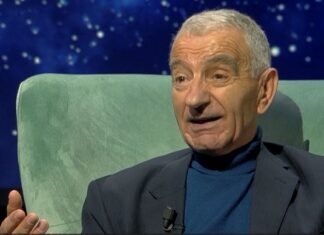 Bjanku a violina, e pyeta Ndokë Vjerdhën