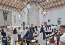 Dritë, dashuri e bekimin e Zotit!