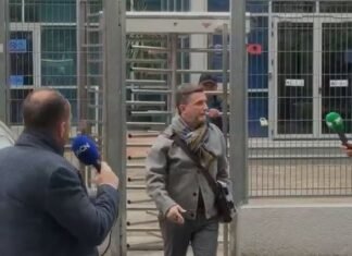 Me dosje në duar, Erion Braçe paraqitet në SPAK! U kallëzua nga biznesmeni nga Lushnja, deputeti socialist: Padi e rreme dhe politike