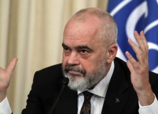 “Ka nisur puna për zgjedhjet e ardhshme,” Rama ironizon opozitën: Mos janë duke fjetur gjumë