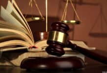 Drejtësia e bllokuar/ Avokatët kthejnë gjyqet në maratonë shtyrjesh