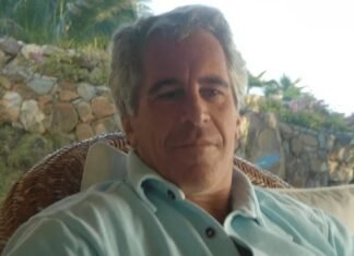 “Nuk kanë gjetur asgjë”, zbulohet letra e fundit e Jeffrey Epstein përpara se të vriste veten në burg