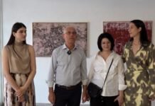 Harmoni ngjyrash dhe formash në ekspozitën e piktorit Edmond Hysi – Tom Therçaj (Telereportazh)
