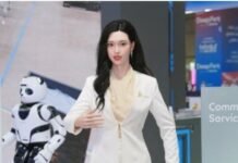 Roboti humanoid kinez që po ‘çmend’ botën/ 13 mijë kërkesa në 24 orë, çmimi fillon nga rreth 17 600 dollarë