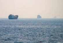 Tankerët iranianë po largohen me nxitim nga Hormuzi?