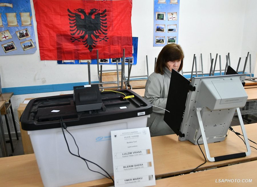 -900-0-1783943820xvotimi-elektronik-1-392
