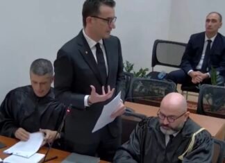 Ndoshta nga presioni popullor, Kushtetuesja rrëzon Erion Veliajn, nuk kalon padinë e kryebashkiakut për gjykimin ndaj dosjes së SPAK