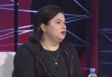 Elena Kocaqi: Zoti është me protestuesit, kjo është lëvizja më e pastër e 120 viteve të shtetit shqiptar