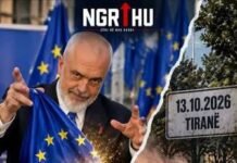 Protesta po prek vijën e kuqe, vija e kuqe është Shqipëria