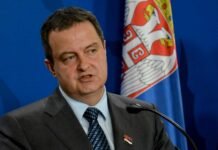 Fjalori i të kaluarës, si program politik